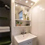 아파트 Unique In Midtown